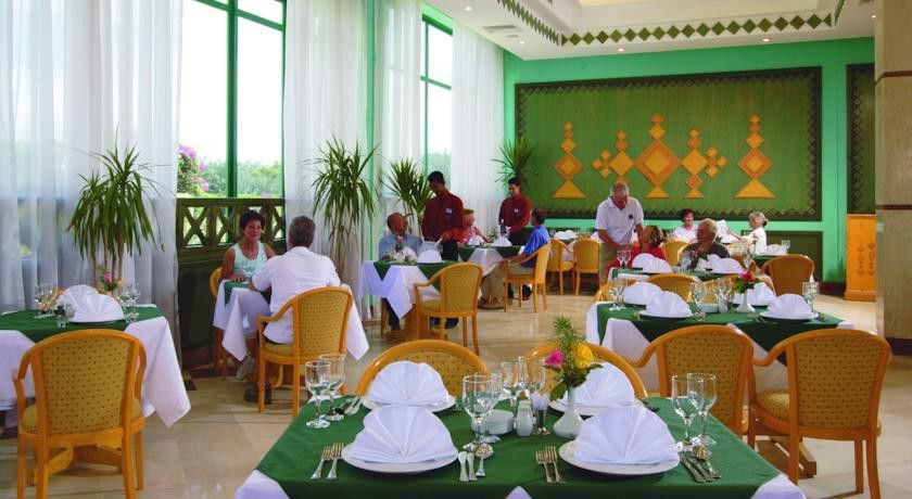 Hotel Solymar Pioneers Kharga Oasis Exterior foto