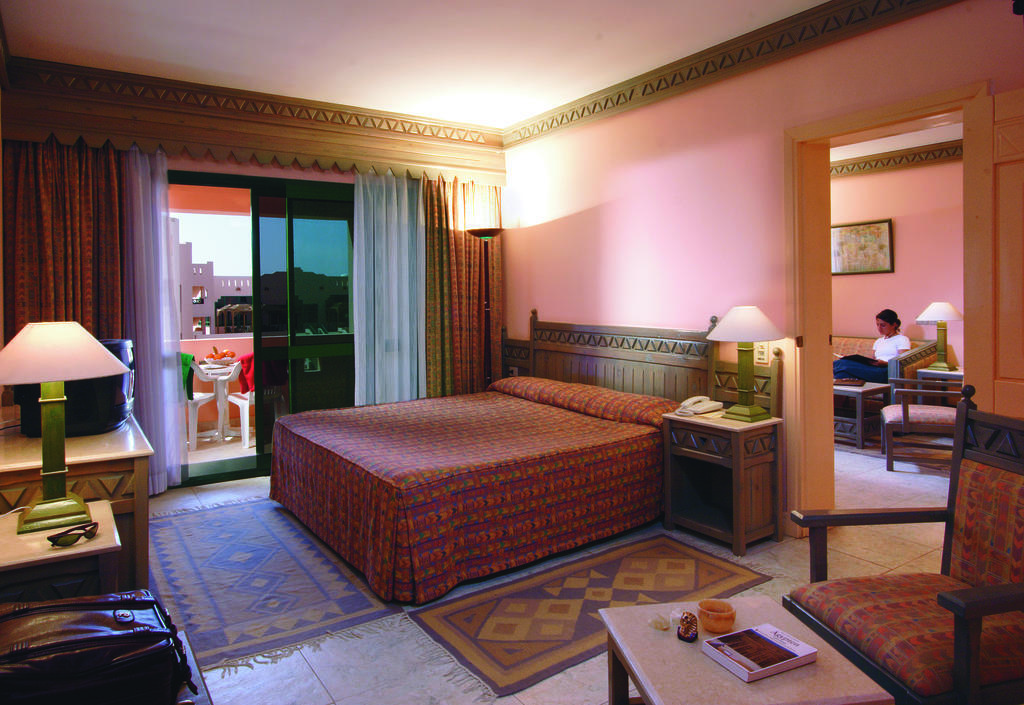 Hotel Solymar Pioneers Kharga Oasis Exterior foto
